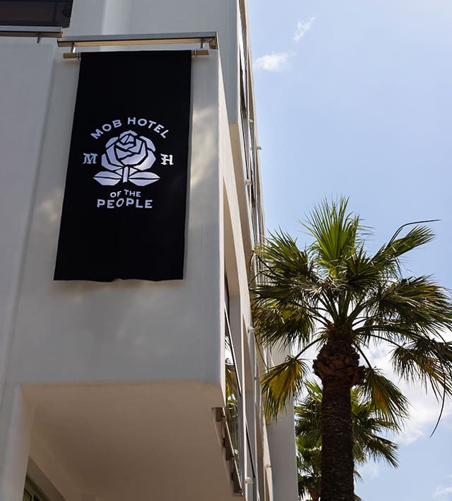 MOB HOTEL Cannes