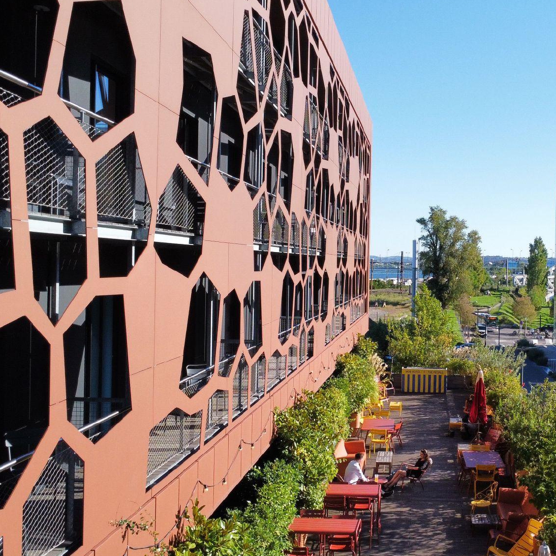 MOB HOTEL Lyon - Une immense terrasse