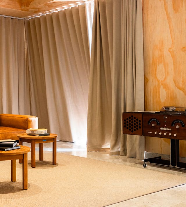 MOB HOTEL - Seminars