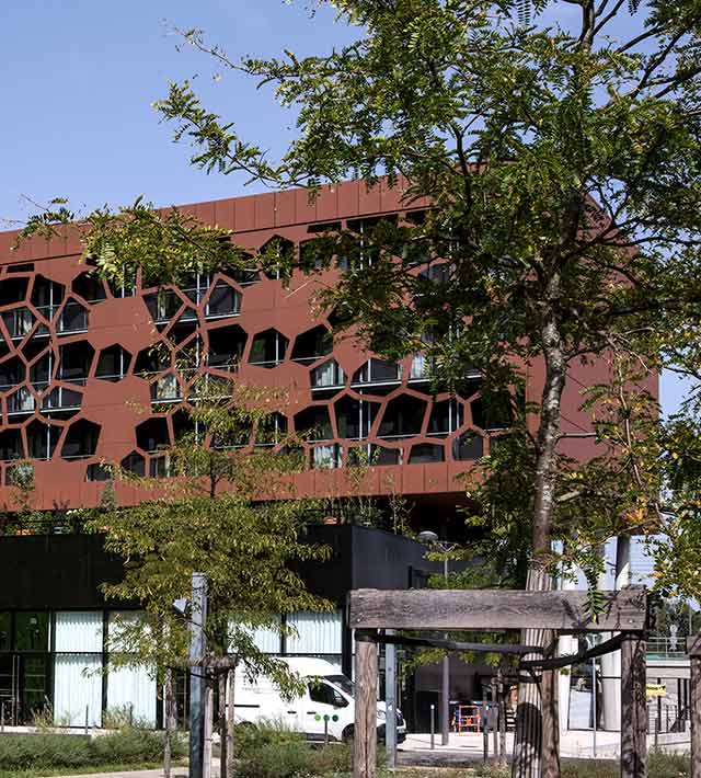 MOB HOTEL Lyon - À partir 79€ pour 1 à 5 personnes ! MOB HOTEL Lyon - À partir 79€ pour 1 à 5 personnes !