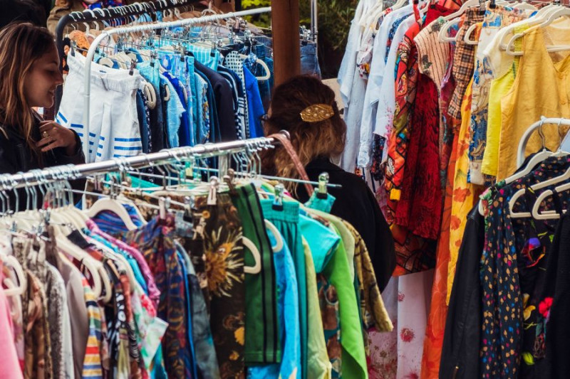 VIDE DRESSING ENFANTS VIDE DRESSING ENFANTS