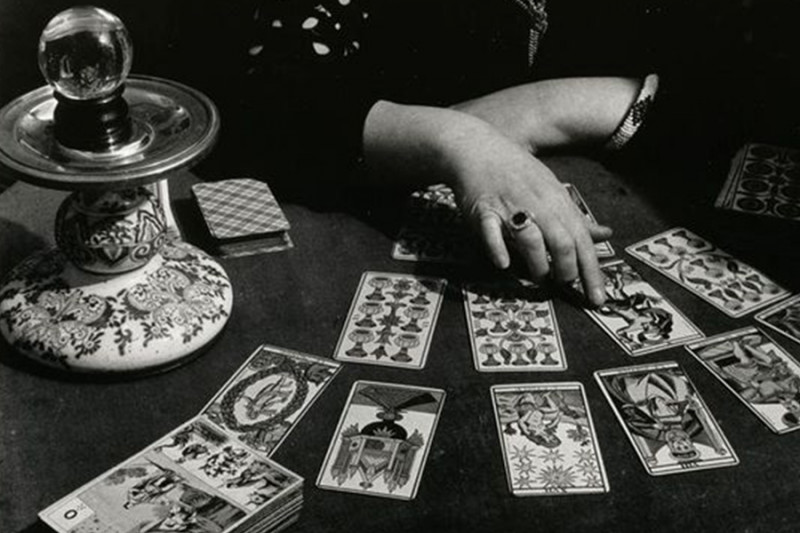A DRINK WITH A FORTUNE TELLER A DRINK WITH A FORTUNE TELLER