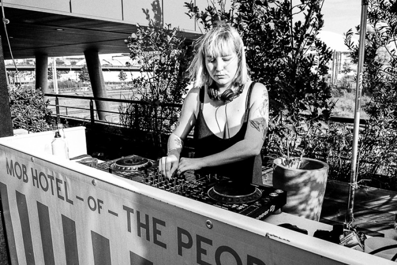 DJ SET DJ SET
