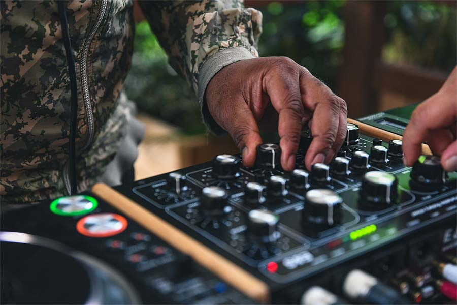 DJ SET DJ SET