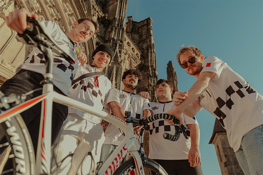 Romanesque Full Crew Romanesque Full Crew